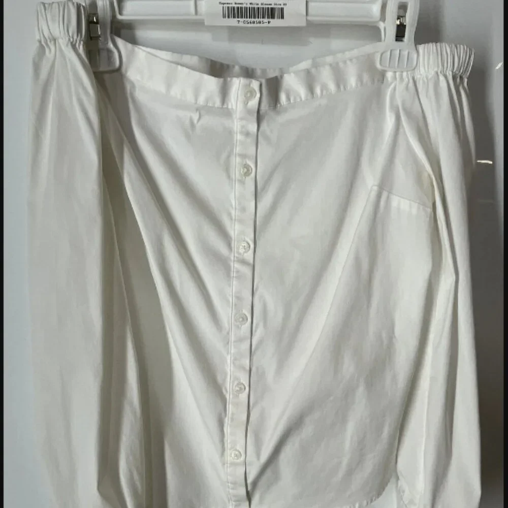 🔥 Closet Sale! Express White Off-Shoulder Blouse – Chic & Flattering – Size M - Picture 3 of 5